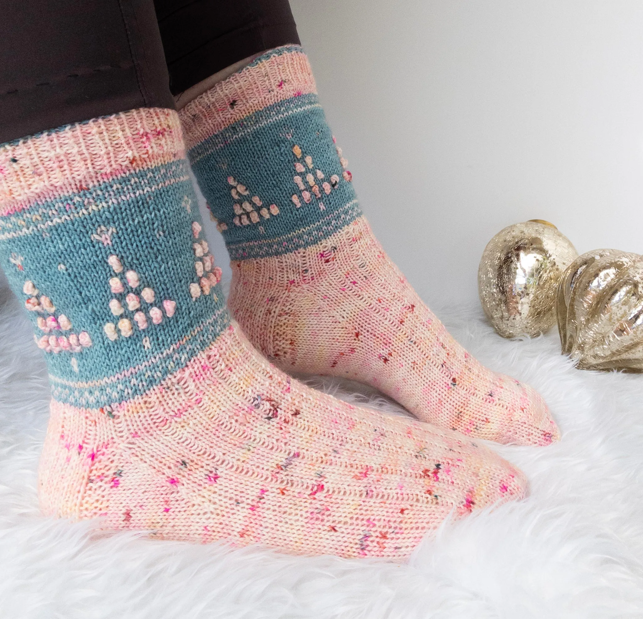 Pink Christmas Socks - Knitting Pattern PDF